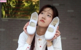 美丽的白一带布鞋妹 2（64p.）